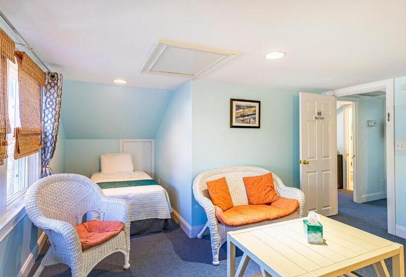 여관 Island Motel Obx