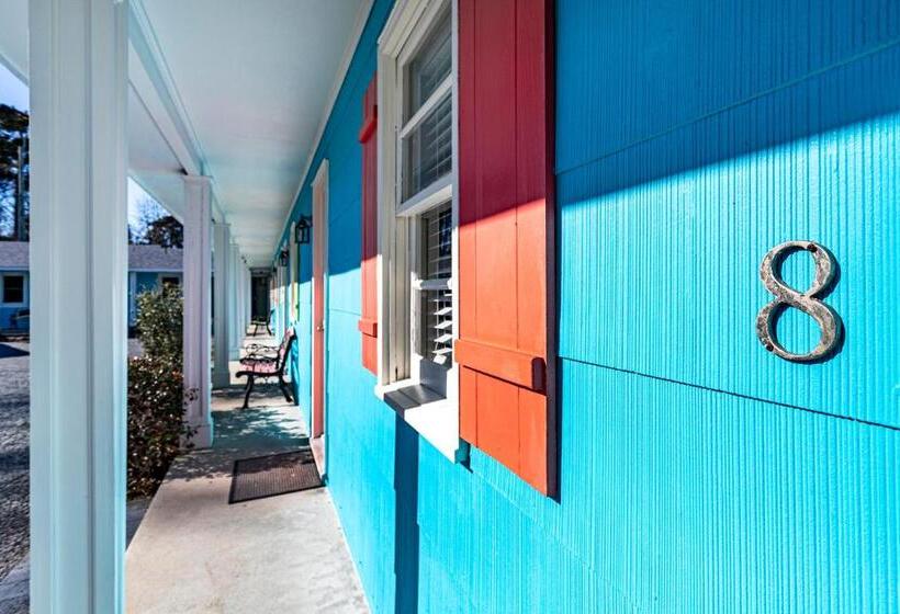 여관 Island Motel Obx