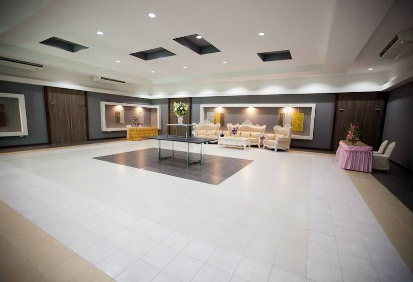 בית מלון כפרי Maihom Villa