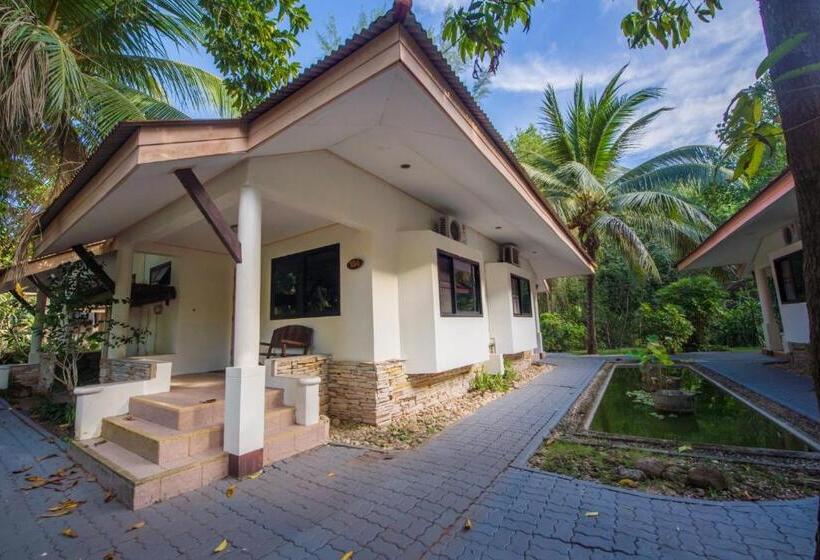 酒店 Pakmeng Resort