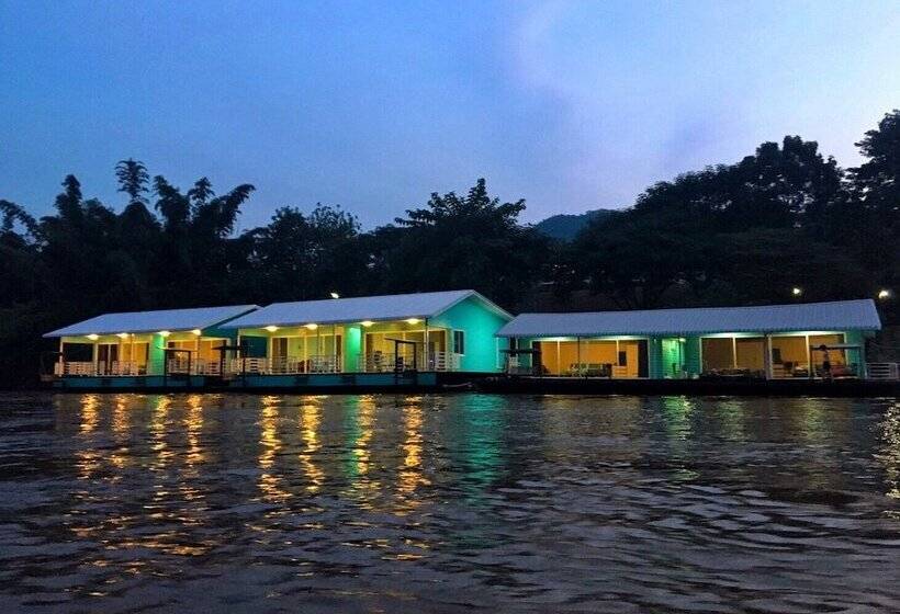 هتل The Green House Kanchanaburi