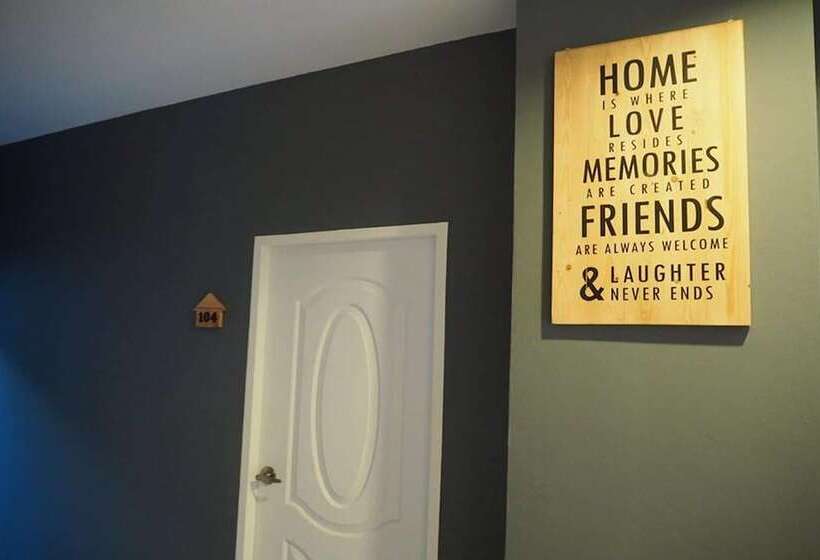 بنسيون Indy Room Hostel