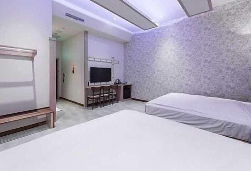 Wei Feng Exquisite Motel Pintung Branch