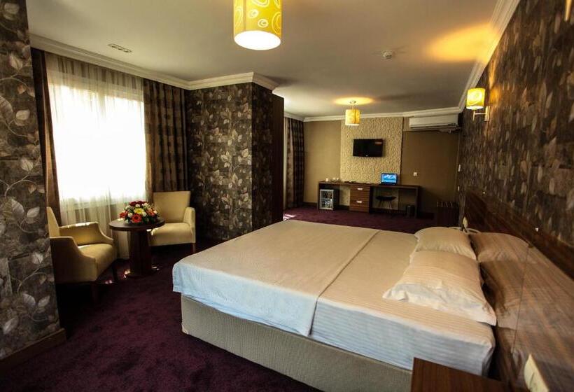 Grand Akçalı Otel