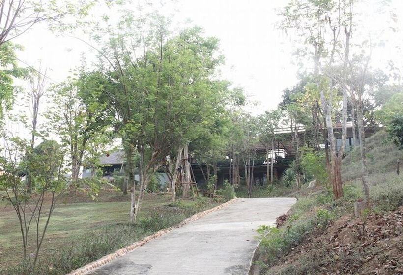 فندق Baan Alisa Bed And Breakfast