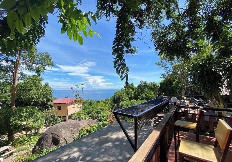 هتل Majestic Sea View Resort