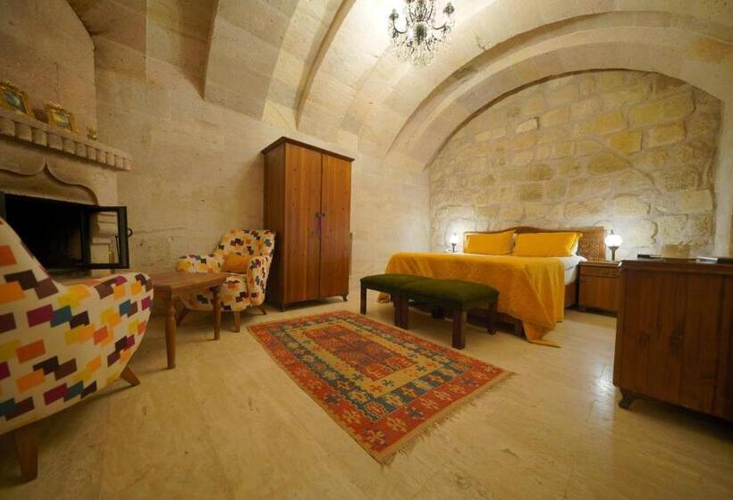 هتل Salkım Cave House