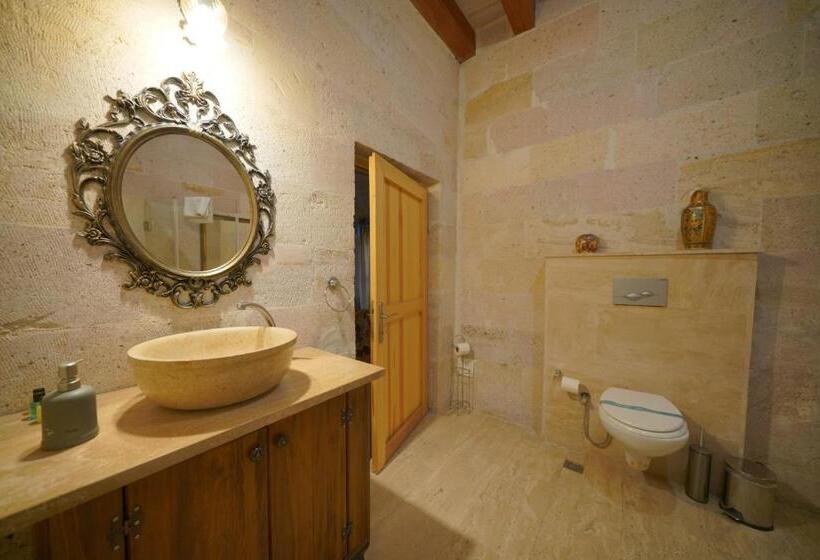 هتل Salkım Cave House
