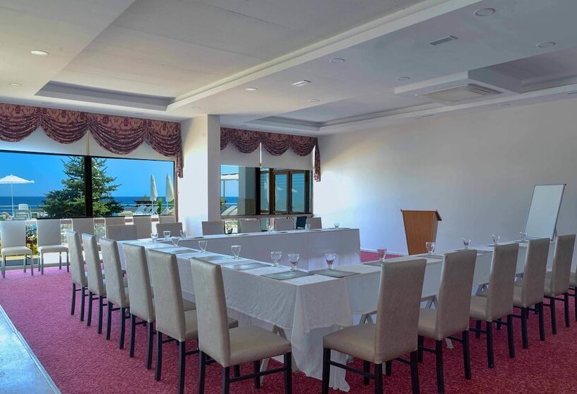 هتل Sayeban Resort & Spa