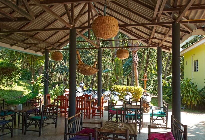 هتل Sea View Resort