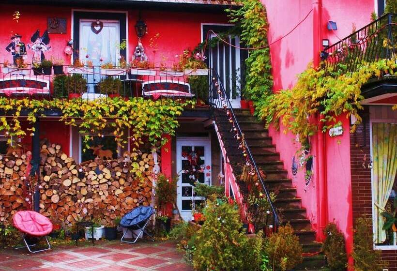 Tilly S B&b