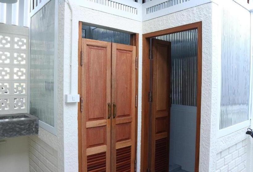 هاستل Silla House