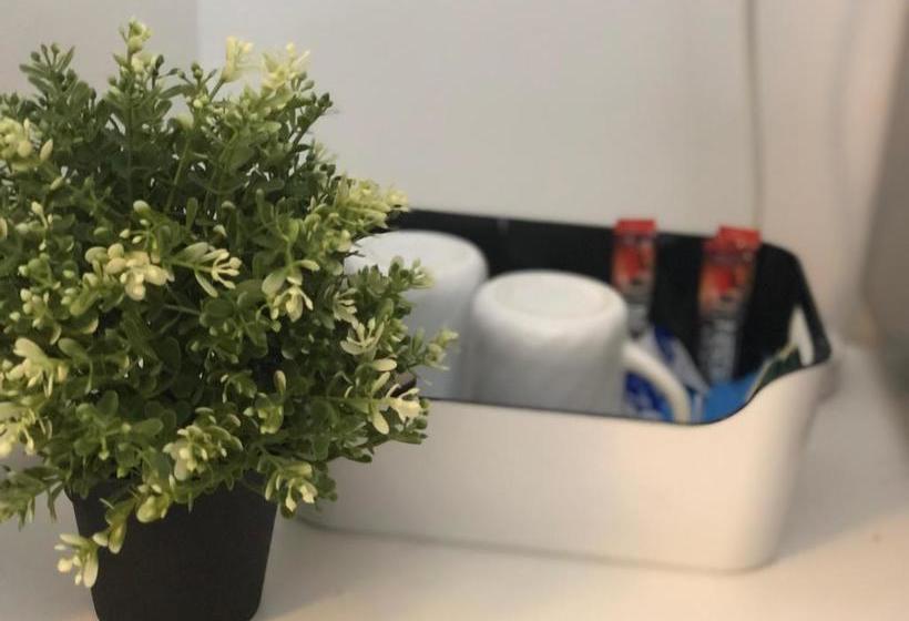 تختخواب و صبحانه Bell Gate House