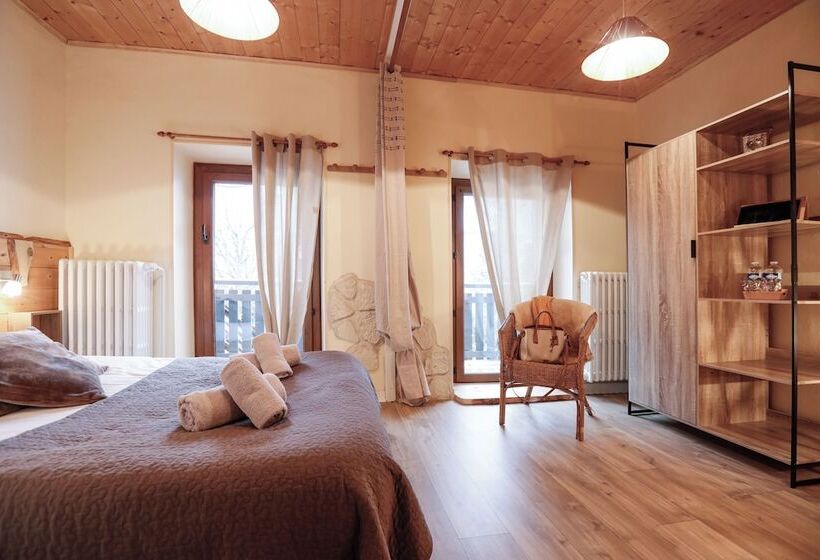 פונדק Auberge Les 2 Moucherolles