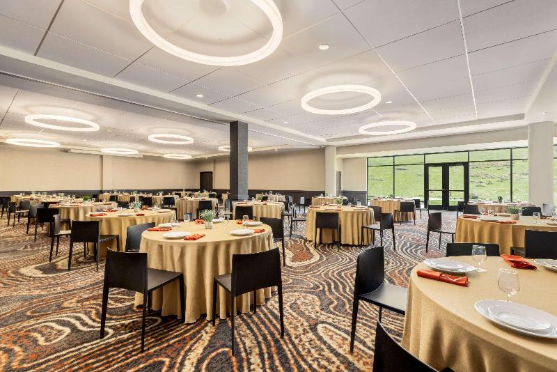 Отель Origin Red Rocks, A Wyndham