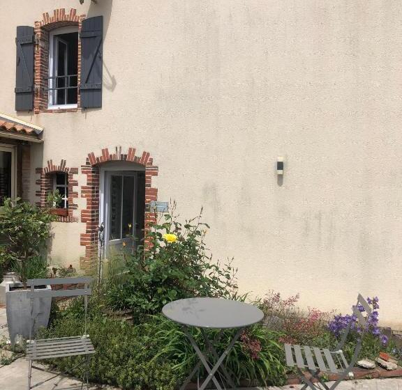 住宿加早餐  Chambre D´hôtes La Jonchère
