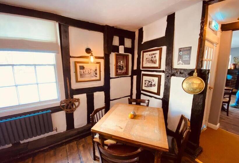 Bed and Breakfast The Swan Inn