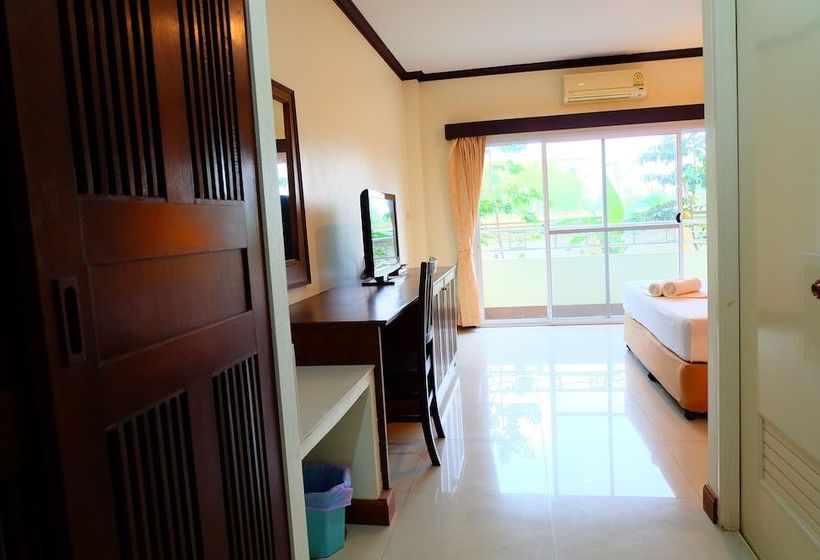 Hotel Baan Suanphet Resort