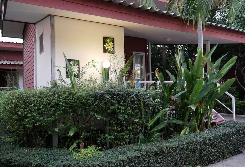 هتل Buriram Siri Resort