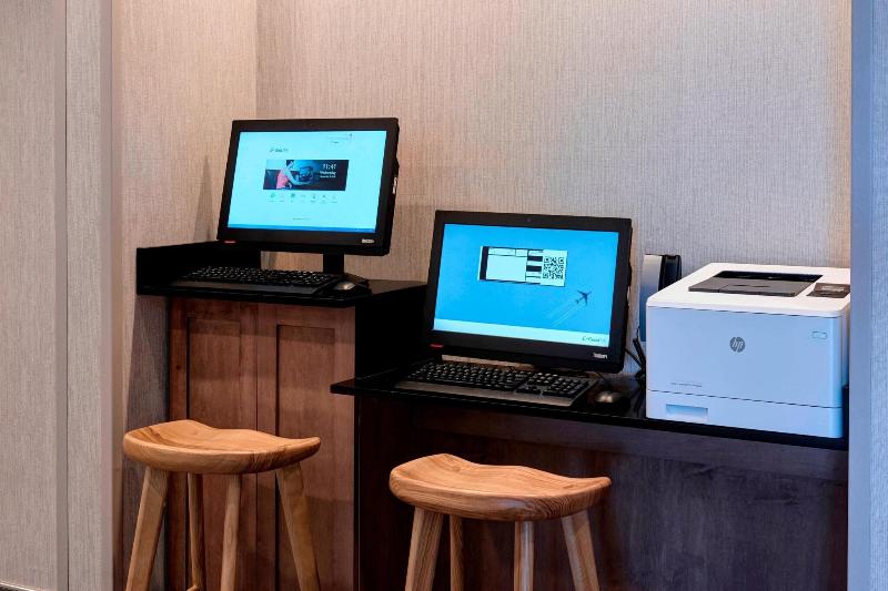 ホテル Fairfield Inn & Suites By Marriott Columbus, In