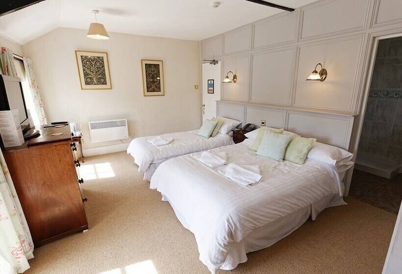 ホテル Rams Head Inn