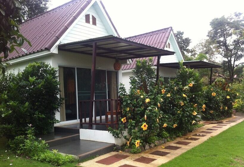 هتل The Relax Khaoyai Resort