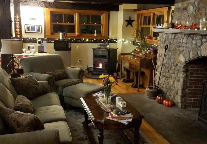 بنسيون Franconia Notch Guest House