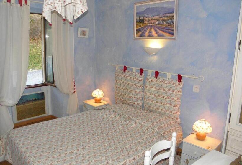 פנסיון Gîte Auberge Les Terres Blanches De Méolans