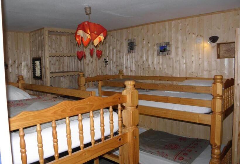 פנסיון Gîte Auberge Les Terres Blanches De Méolans