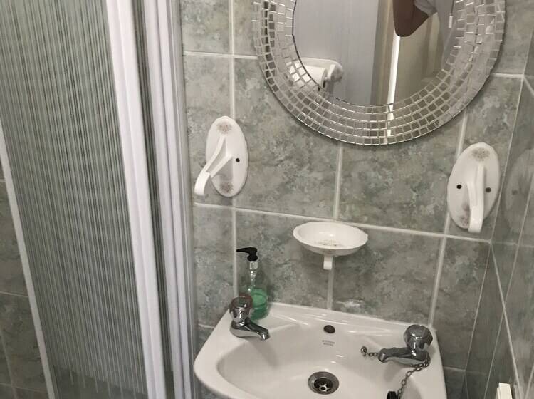 هتل Brooklyn House