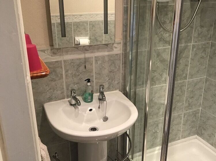 هتل Brooklyn House