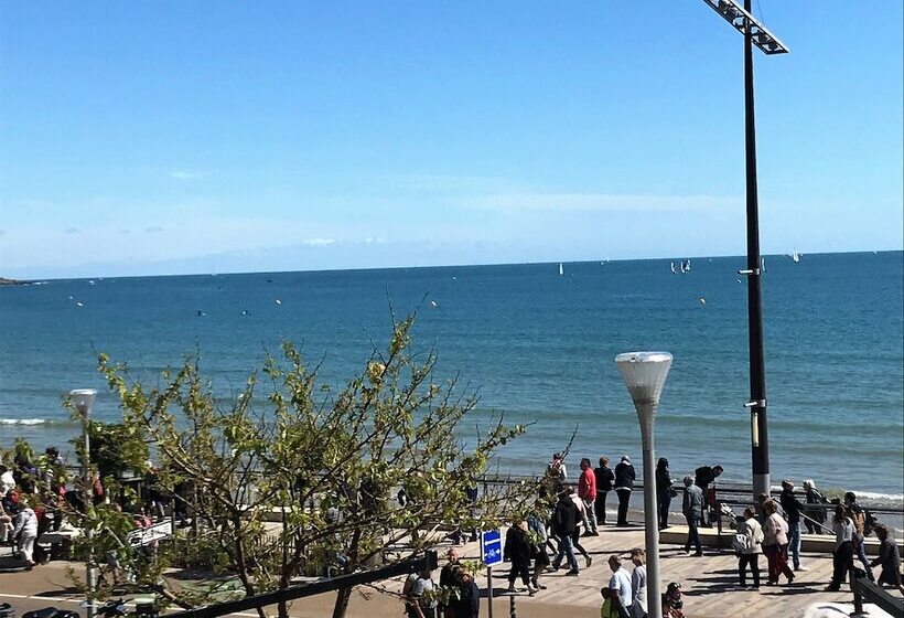 בית מלון כפרי Hôtel Du Commerce