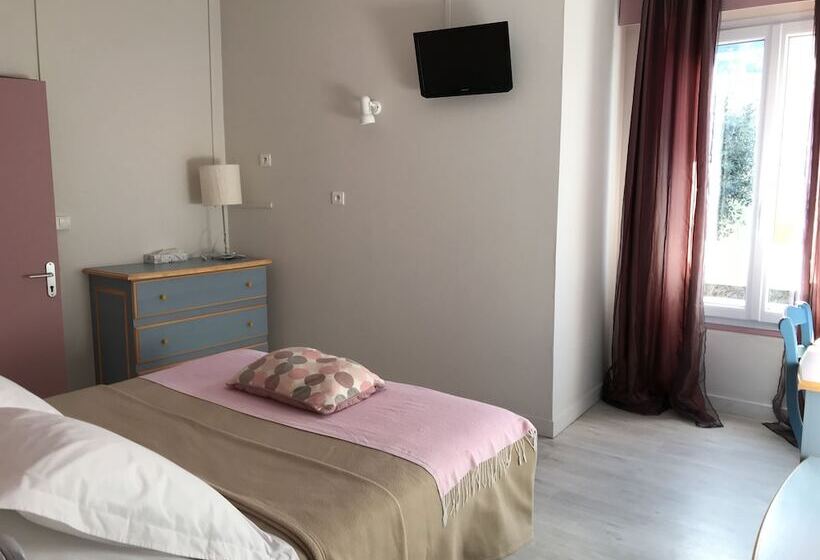 בית מלון כפרי Hôtel Du Commerce