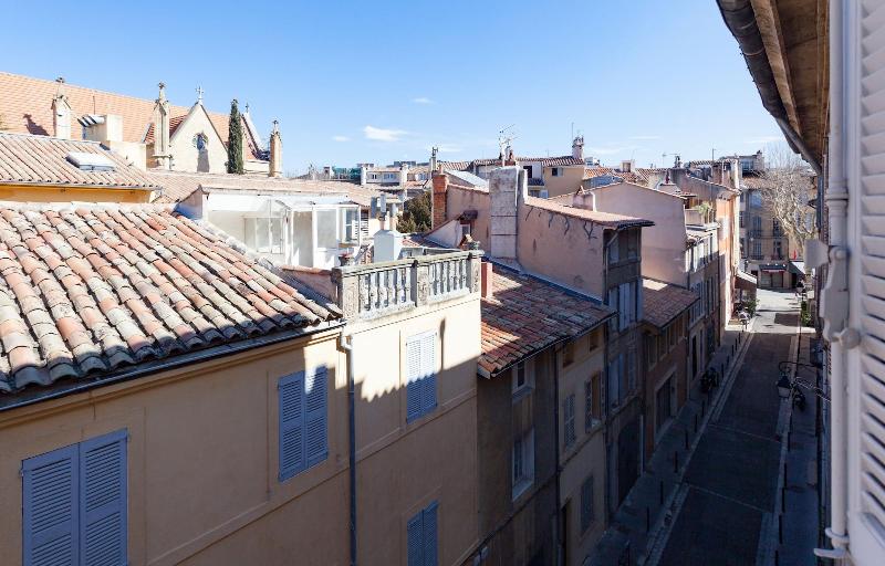 پانسیون Maison Du Collectionneur