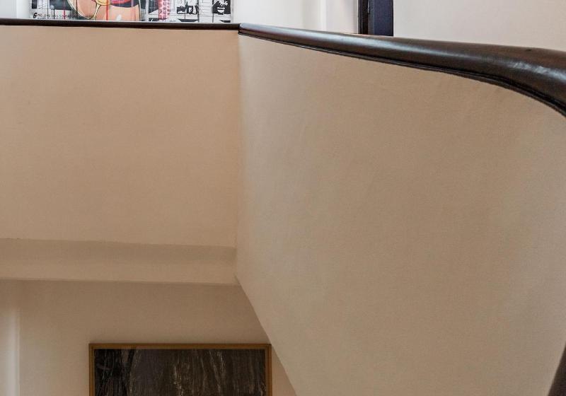 پانسیون Maison Du Collectionneur