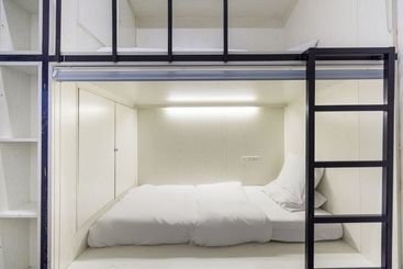 S7 Hostel
