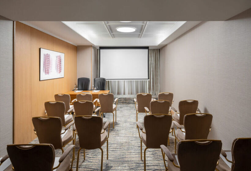 هتل Intercontinental Athenee Palace Bucharest, An Ihg