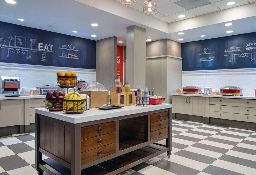 استراحتگاه Hampton Inn & Suites San Juan