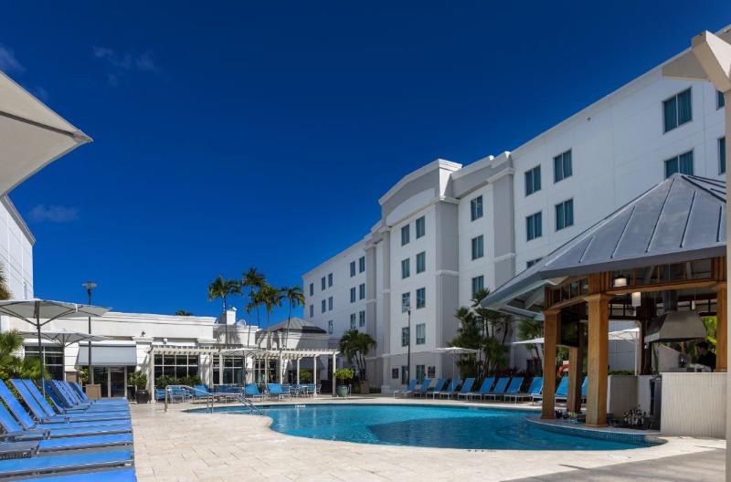 استراحتگاه Hampton Inn & Suites San Juan