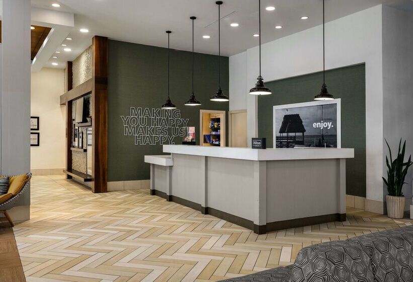 استراحتگاه Hampton Inn & Suites San Juan