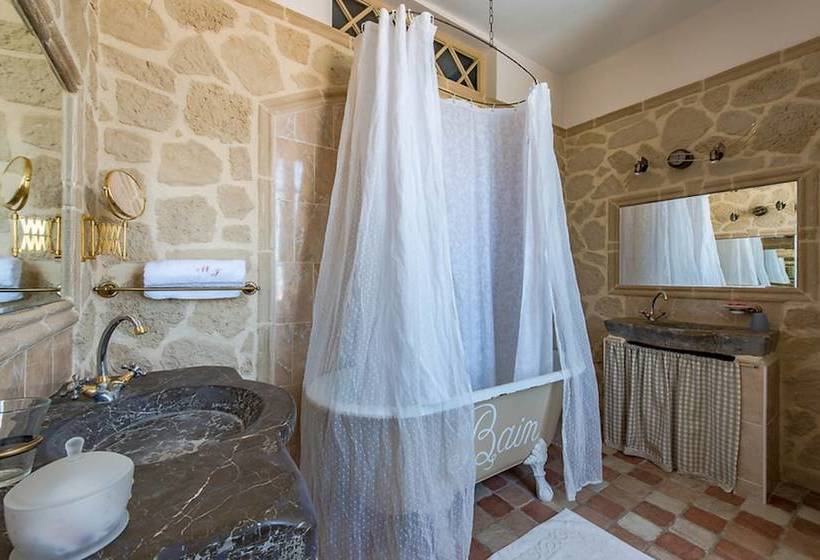 ベッドアンドブレックファースト Chateau Du Comte