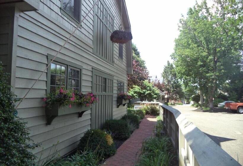 Bed and Breakfast The Inn & Spa At Intercourse Village