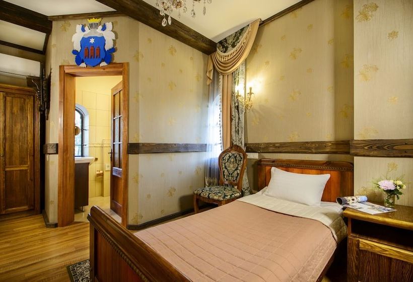 فندق Historical  Fortetsya Hetmana