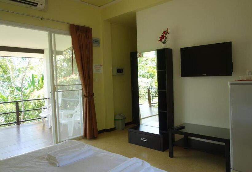 هتل Khaolak Hillside Villa