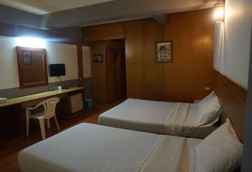 هتل Kruatier Mansion