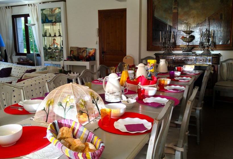 膳宿费 Le Chemin Des Iles