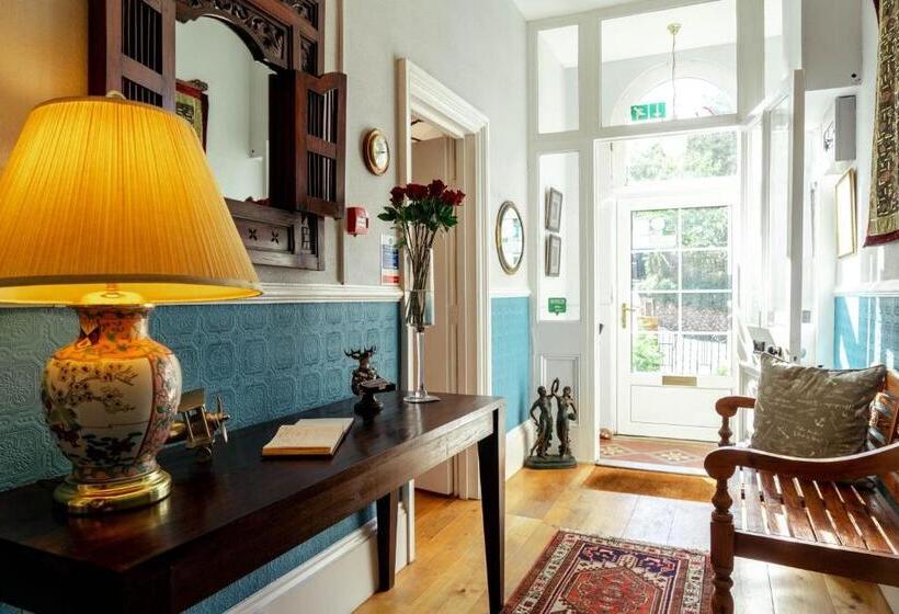 مبيت وإفطار Cheriton Guesthouse