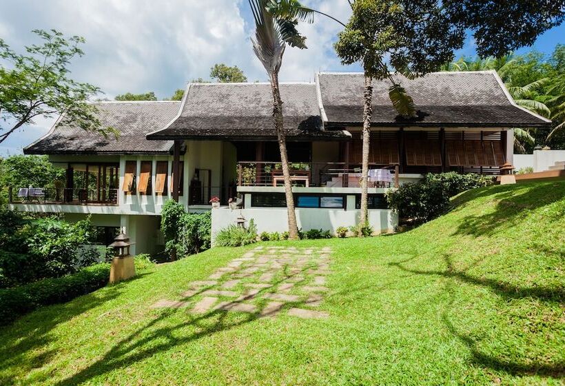 De Chom Villa
