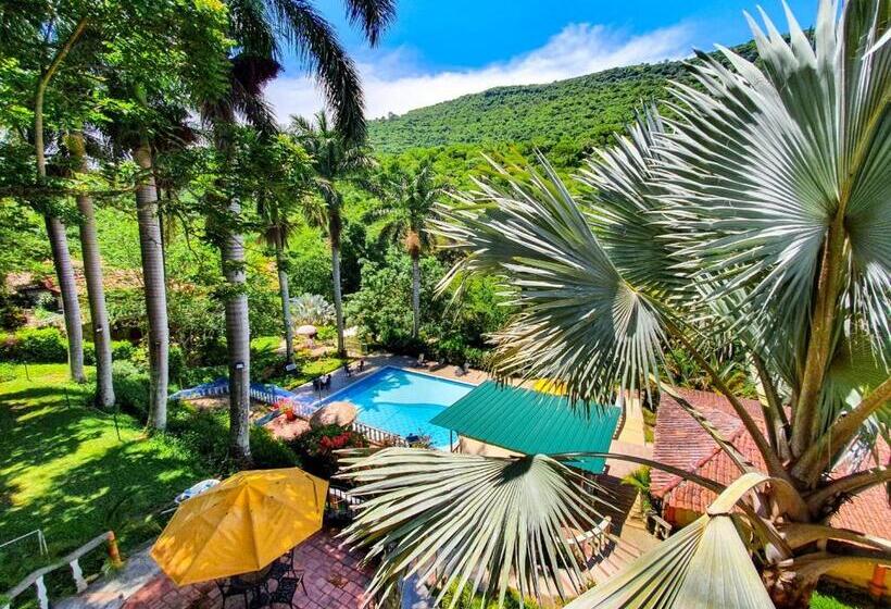 هتل Posada Campestre San Gil