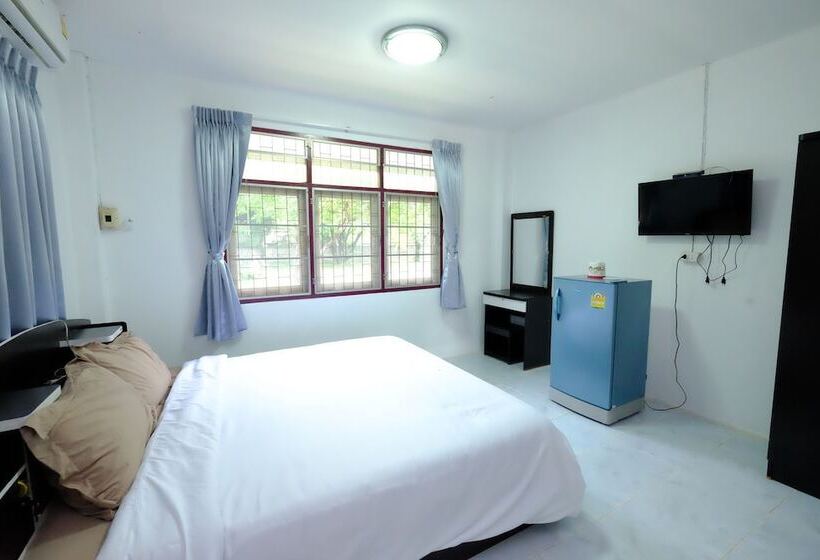 هتل Tamarind Resort